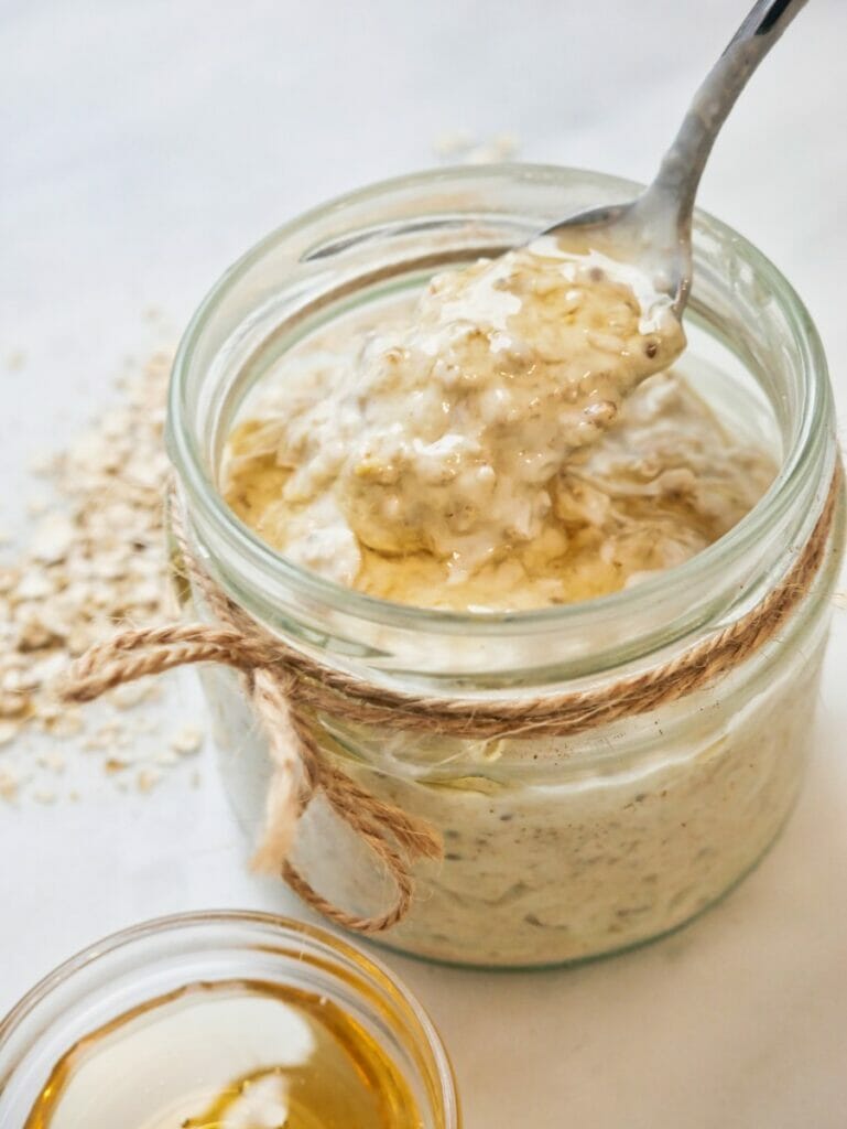 Best Ever Honey Overnight Oats - No Fuss Kitchen